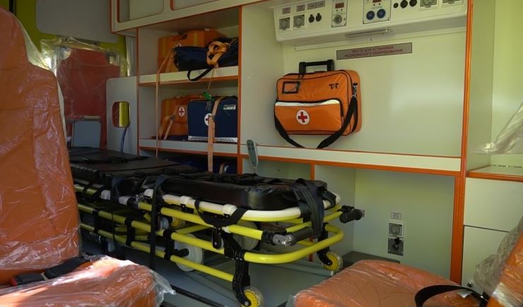 Дагестанские больницы получили еще 11 реанимобилей