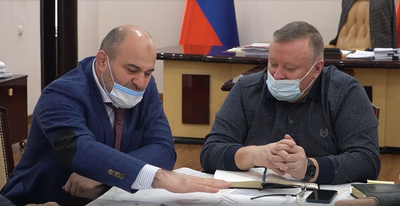Каспийск: мэр города и министр спорта обсудили шаги по развитию спорта в городе