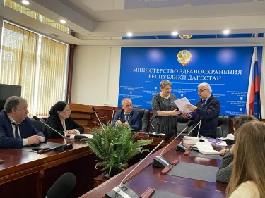Минздрав РД: Петербургский педиатрический университет будет курировать лечение детей в Дагестане