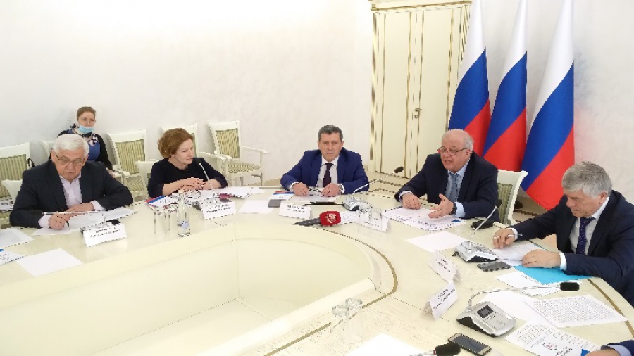 На повестке дня регулирование отношений между властью, профсоюзами и бизнесом