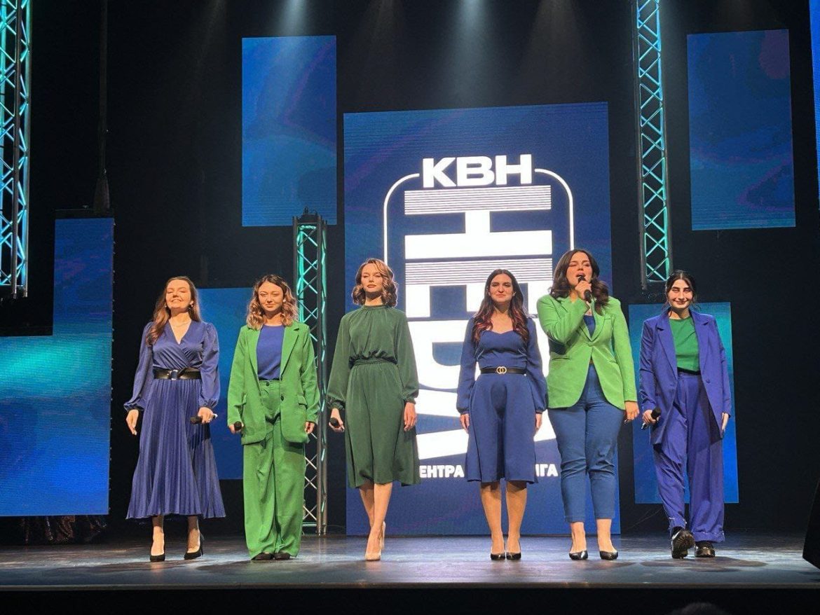 Женская команда Дагестана вышла в полуфинал игр КВН