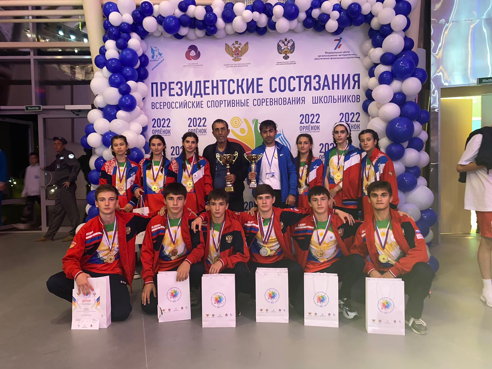 Яхья Бучаев встретится с победителями и призерами финала Президентских состязаний.