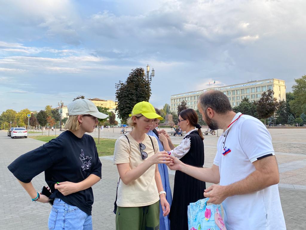 Миннац Дагестана провел ряд патриотических акций ко Дню флага России