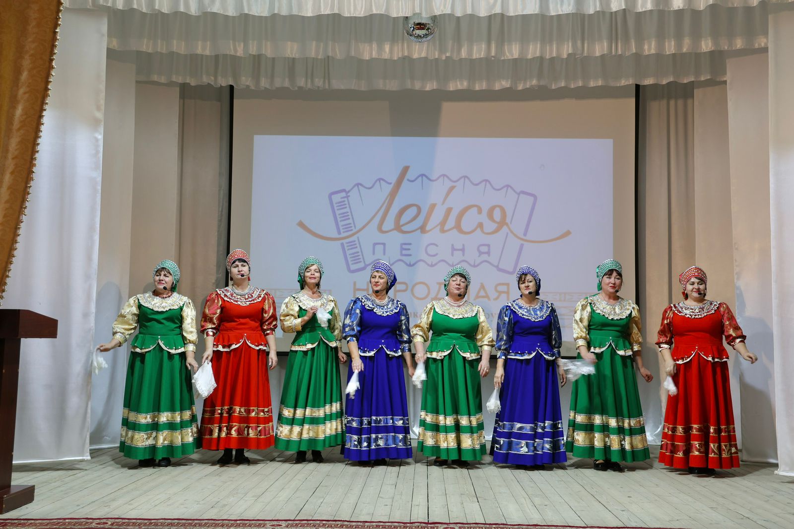 В Тарумовском районе прошел Республиканский праздник «Лейся, песня народная!».