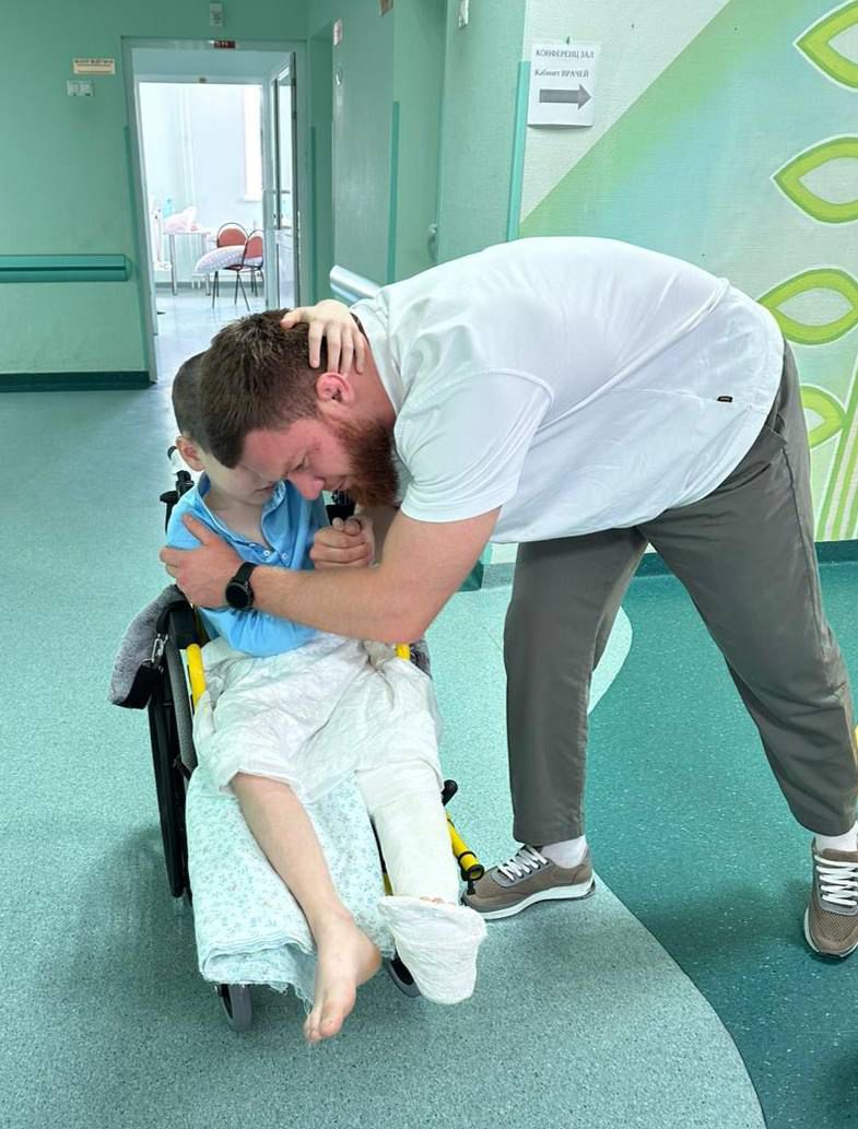 Двое детей, пострадавших в ДТП в Москве, идут на поправку