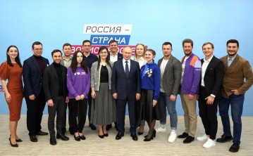 Студентка ДГПУ приняла участие в заседании АНО «Россия - страна возможностей» с Президентом России Владимиром Путиным