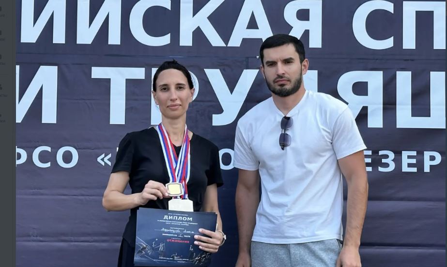 Трижды призером всероссийской спартакиады трудящихся стала сотрудница Миннаца РД Эльмира Абдулгапурова
