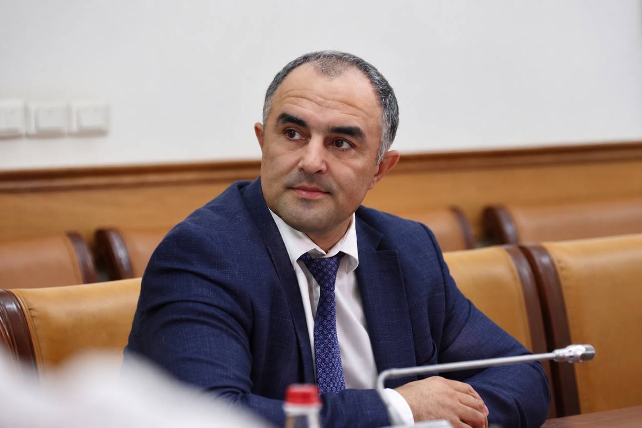 Врио министра цифрового развития Дагестана Юрий Гамзатов прокомментировал встречу врио главы республики Фёдора Щукина с президентом России Владимиром Путиным